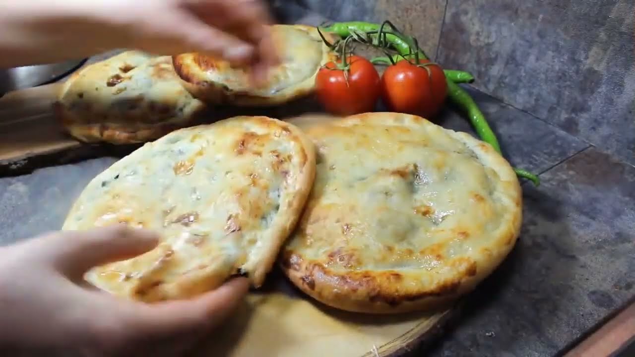 Ich backe diese leckeren Pides fast jede Woche I Ein besonderes Pide mit Spinat und Gorgonzola