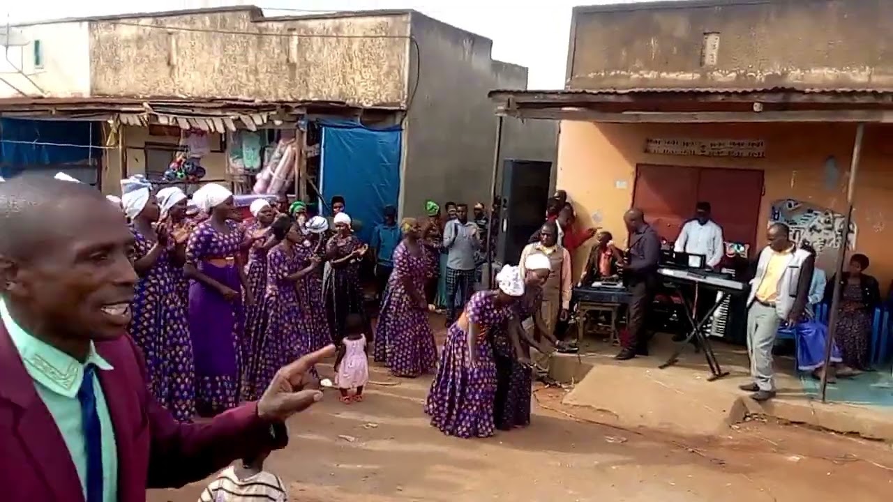 NIBISIGAYE IZABIKORA BY JEHOVANIS CHOIR KATIKARA