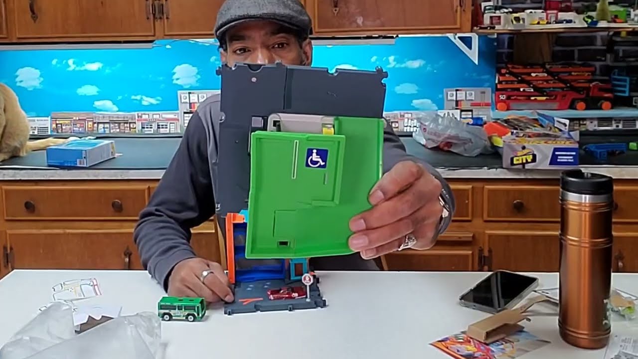 Нашёл несколько классных Hot Wheels на чёрной пятнице. В восторге!