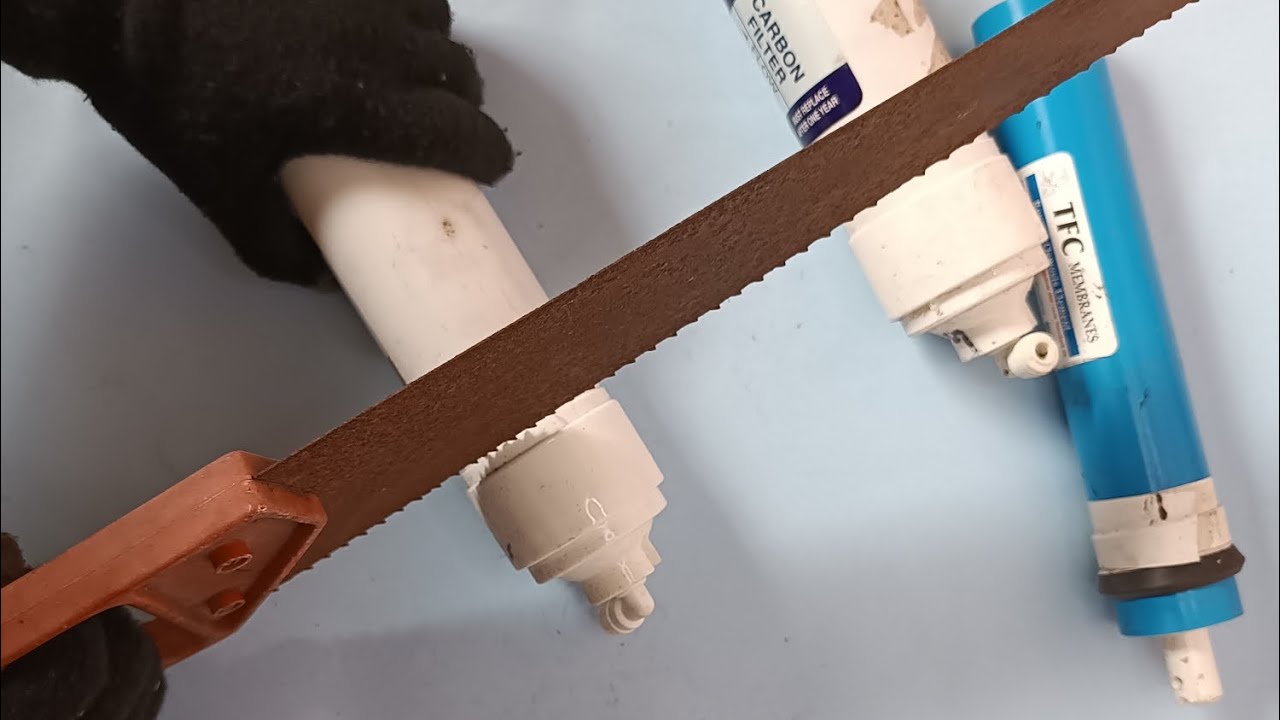 What is  inside of an  ro filter s membrane