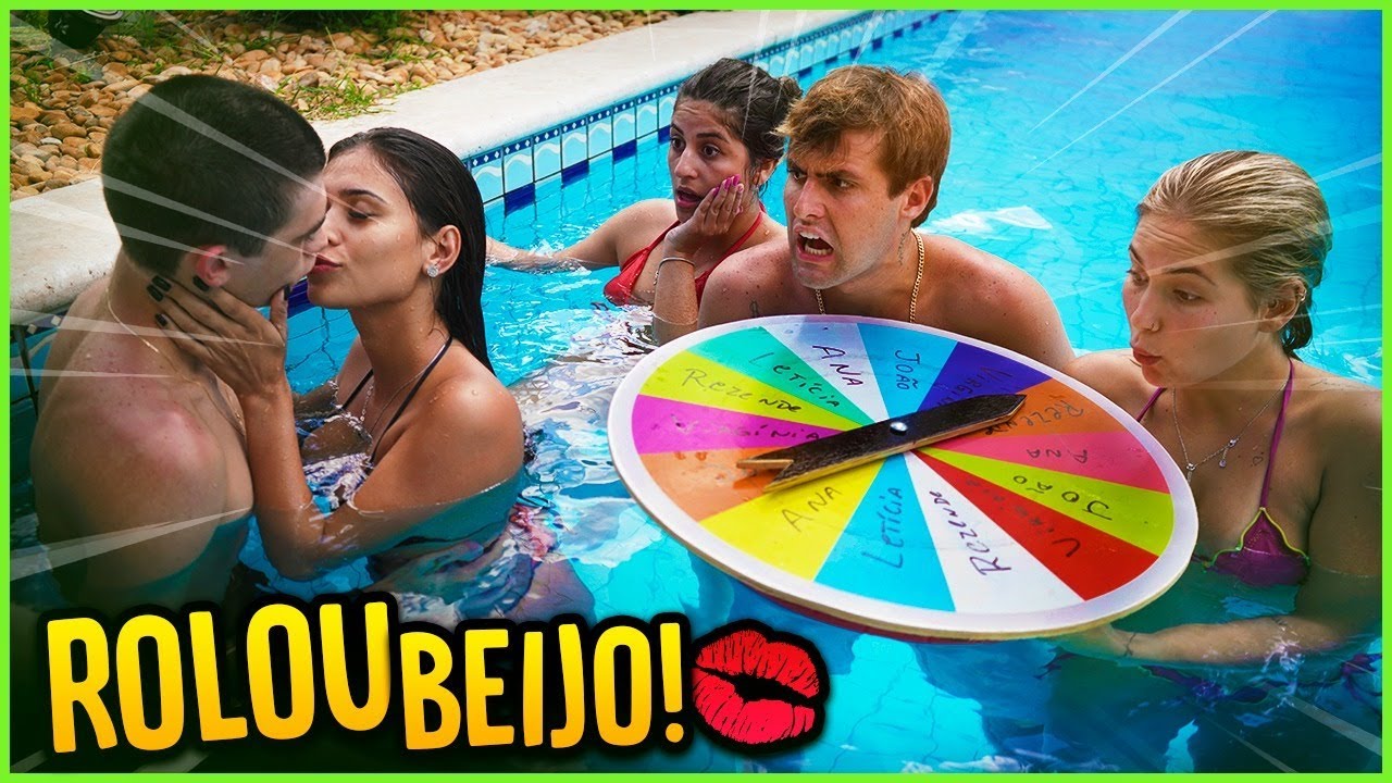 VERDADE OU CONSEQUÊNCIA NA PISCINA!! ( POLÊMICO ) [ REZENDE EVIL ]