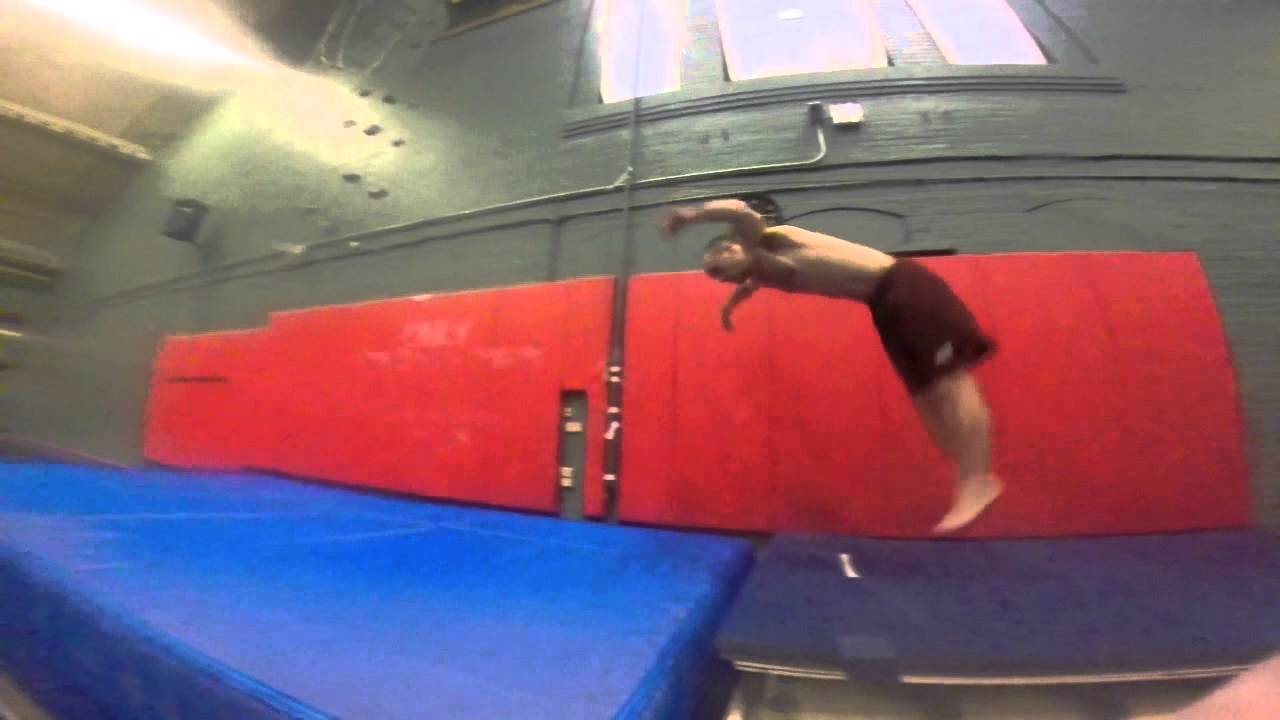 Full Twisting Front Layout