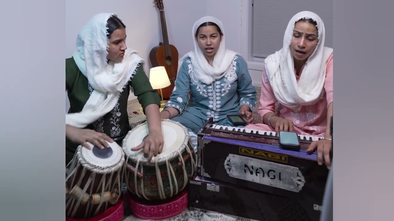  ਵੇ ਗੰਗੂ ਪਾਪੀਆ ਲਾਹਨਤਾਂ ਸੰਭਾਲ ਵੇ, ਨੀਹਾਂ ਚ ਸ਼ਹੀਦ ਹੋ  ਗਏ ਗੋਬਿੰਦ ਦੇ ਲਾਲ ਵੇ.....