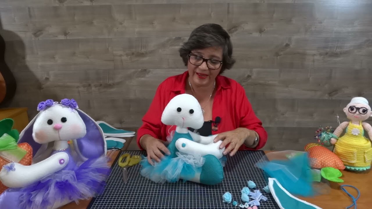 Conejita Sofía. Incluye moldes (Caja de información). Yasna Pino. Casa Puchinni.