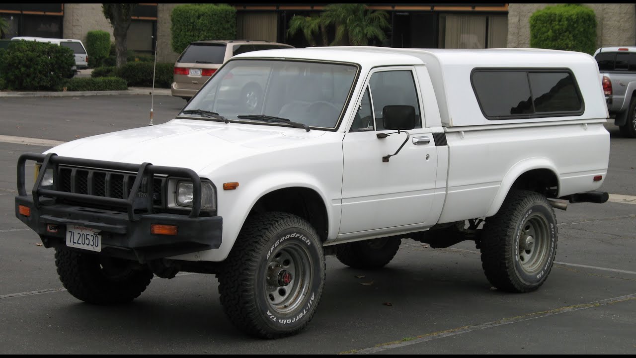 1983 Toyota Pickup truck 4x4 with 70k original miles PU 4x4 Test Drive and overview