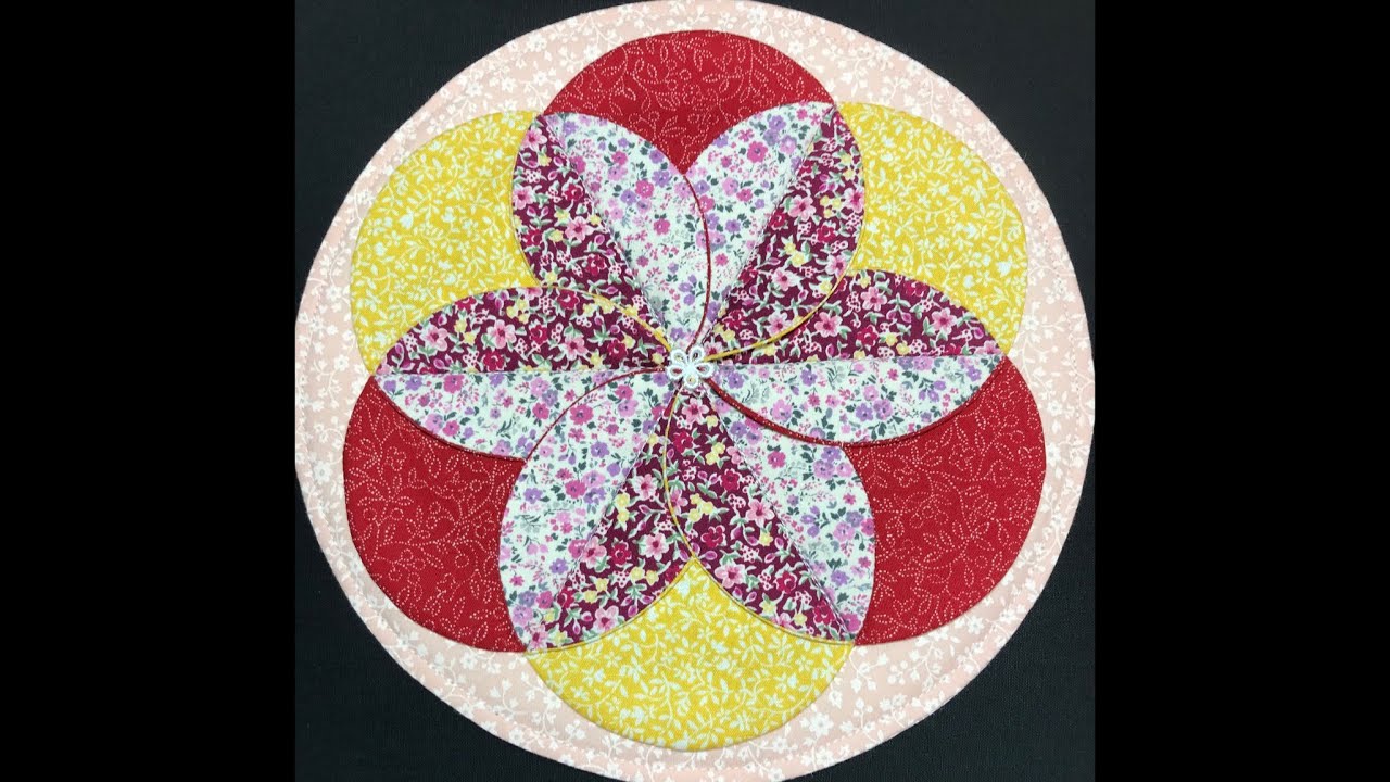 【手芸】円を繋いで作るクロス  額に入れて飾ればとっても華やか💐How to make a cloth made by connecting circles.