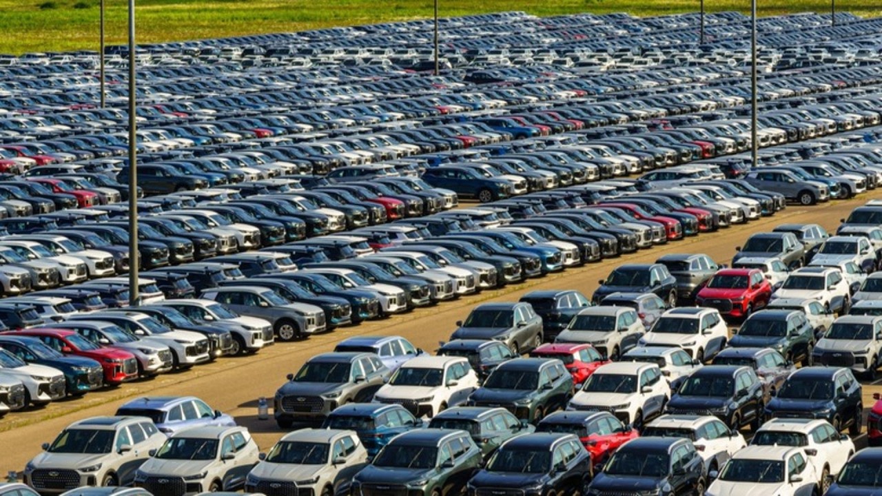 3 модели автомобилей, которые дилеры не могут продать в 2026 году
