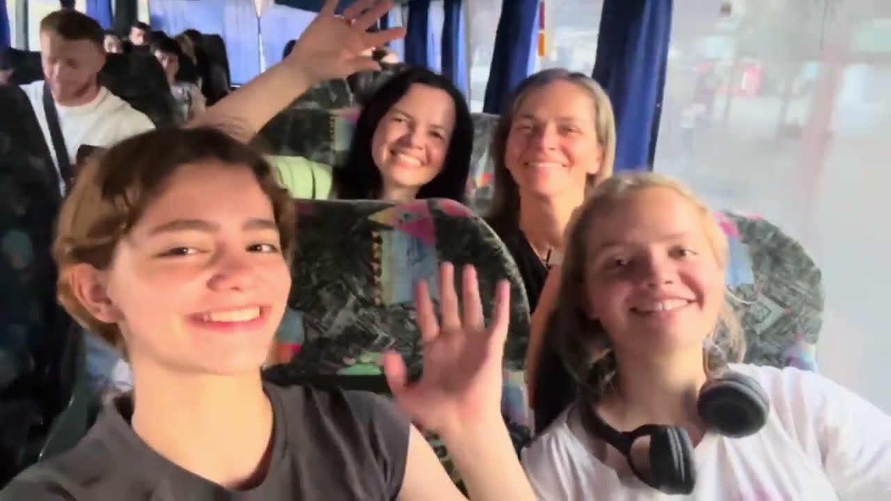 Поїздка до Варшави. Проводжаємо Віку.