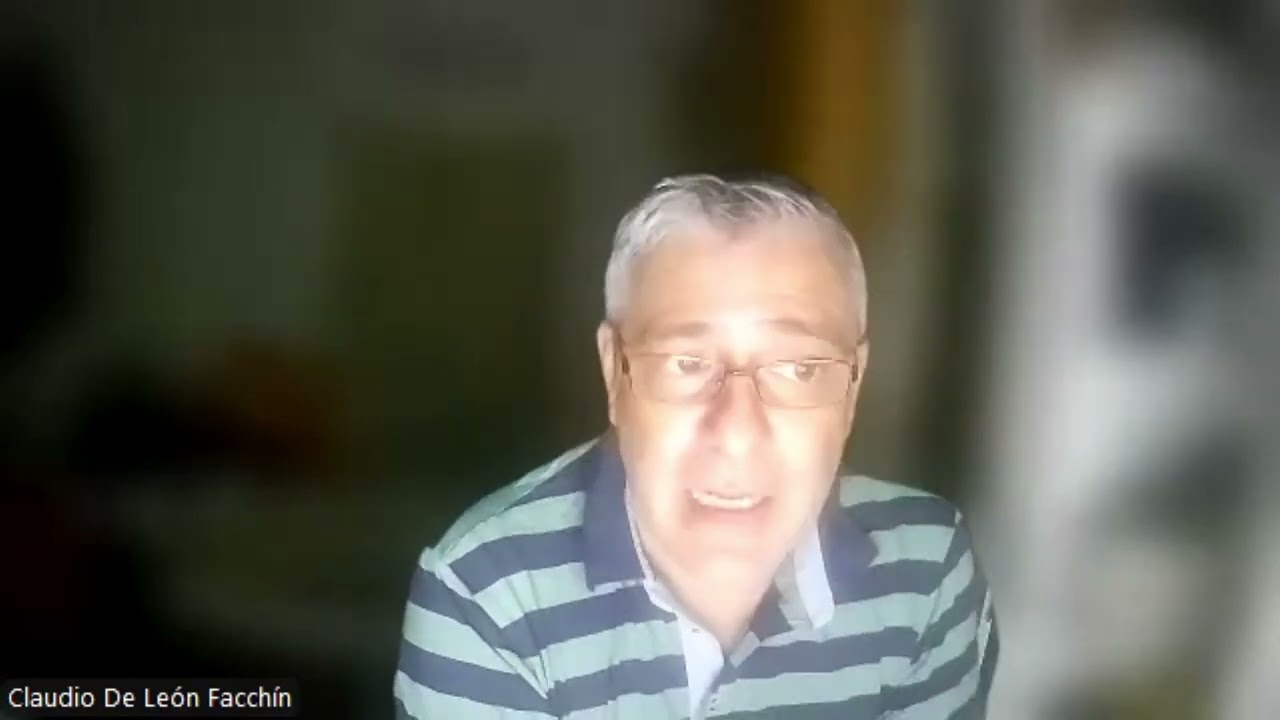 Dr.  Claudio de Le&oacute;n