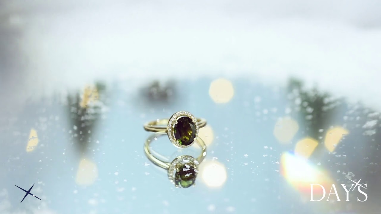 Day 17 | Day's Jewelers 2020 Advent Calendar | Maine Green Tourmaline Ring in 14kt Yellow Gold
