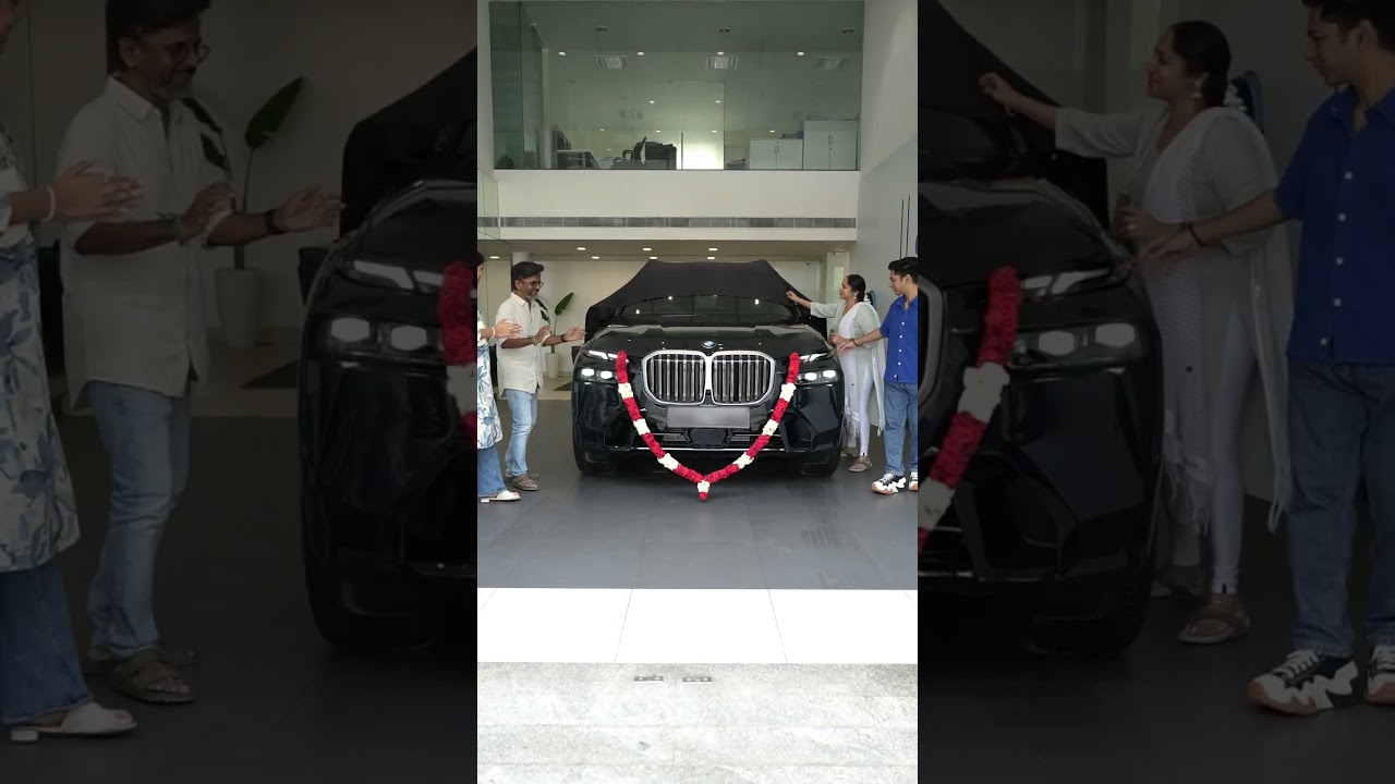 Congratulations to Director Mr. A.R. Murugadoss and his family on their new BMW X7. #ARMurugadoss
