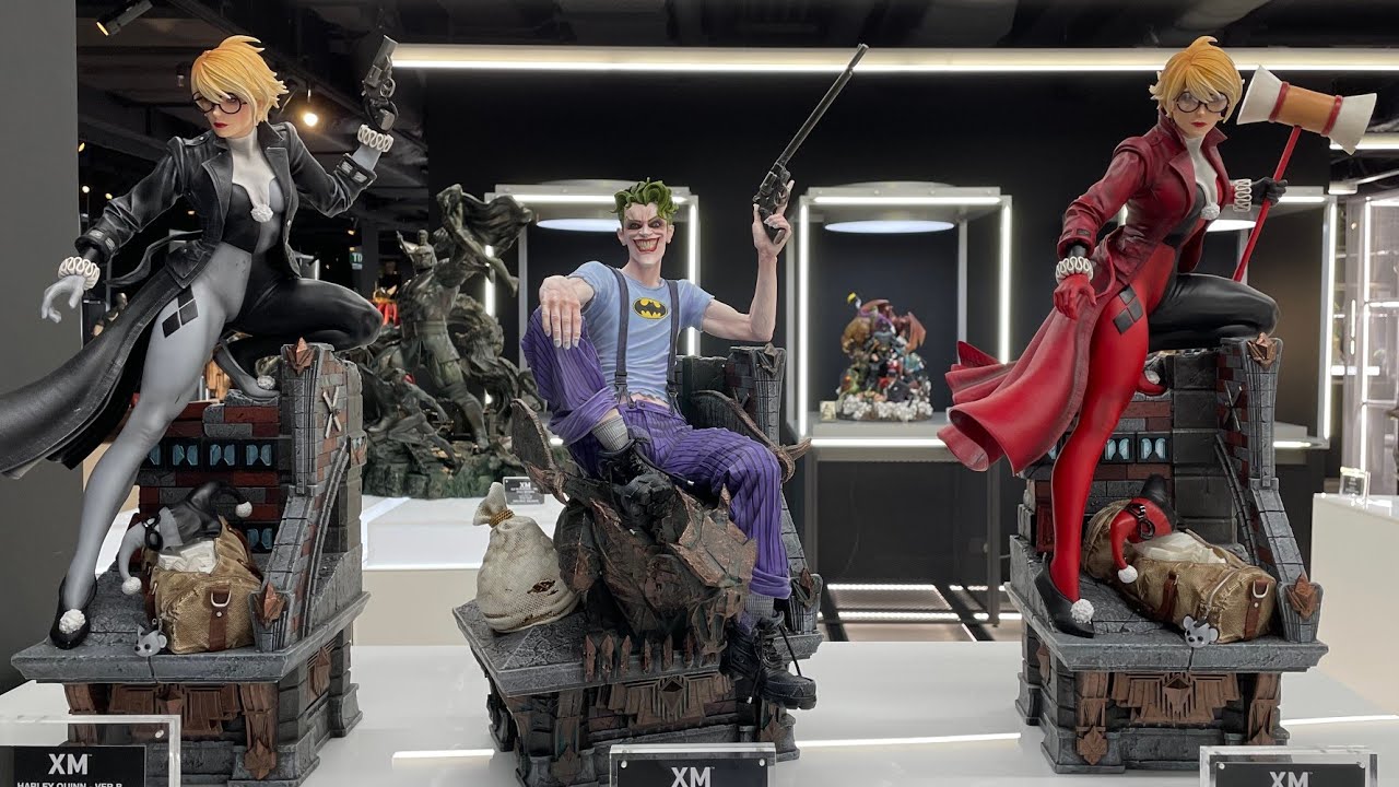 Harley Quinn Statues Version A and B by XM Studios