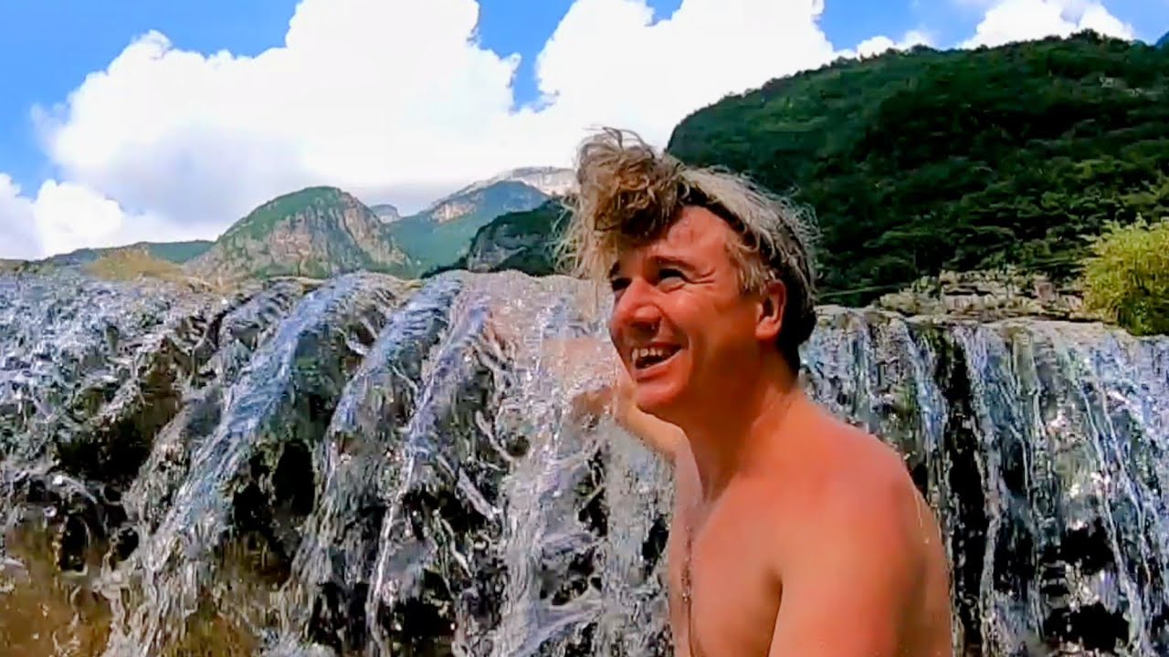 IO, IL RESPIRO DELLA CASCATA E LO SPIRITO DEL FIUME