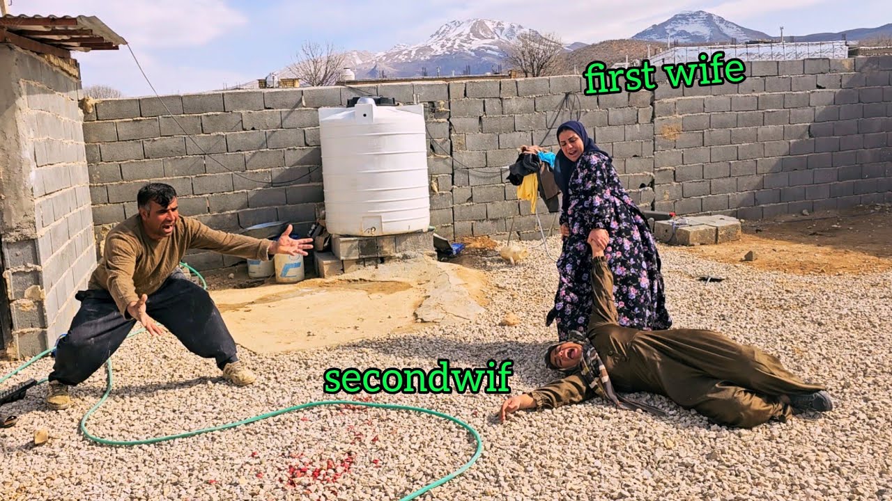 Zahra&rsquo;s Aggressive Outburst! 🚨 Can Hesmat Calm the Family While Roghayeh Feeds Everyone?