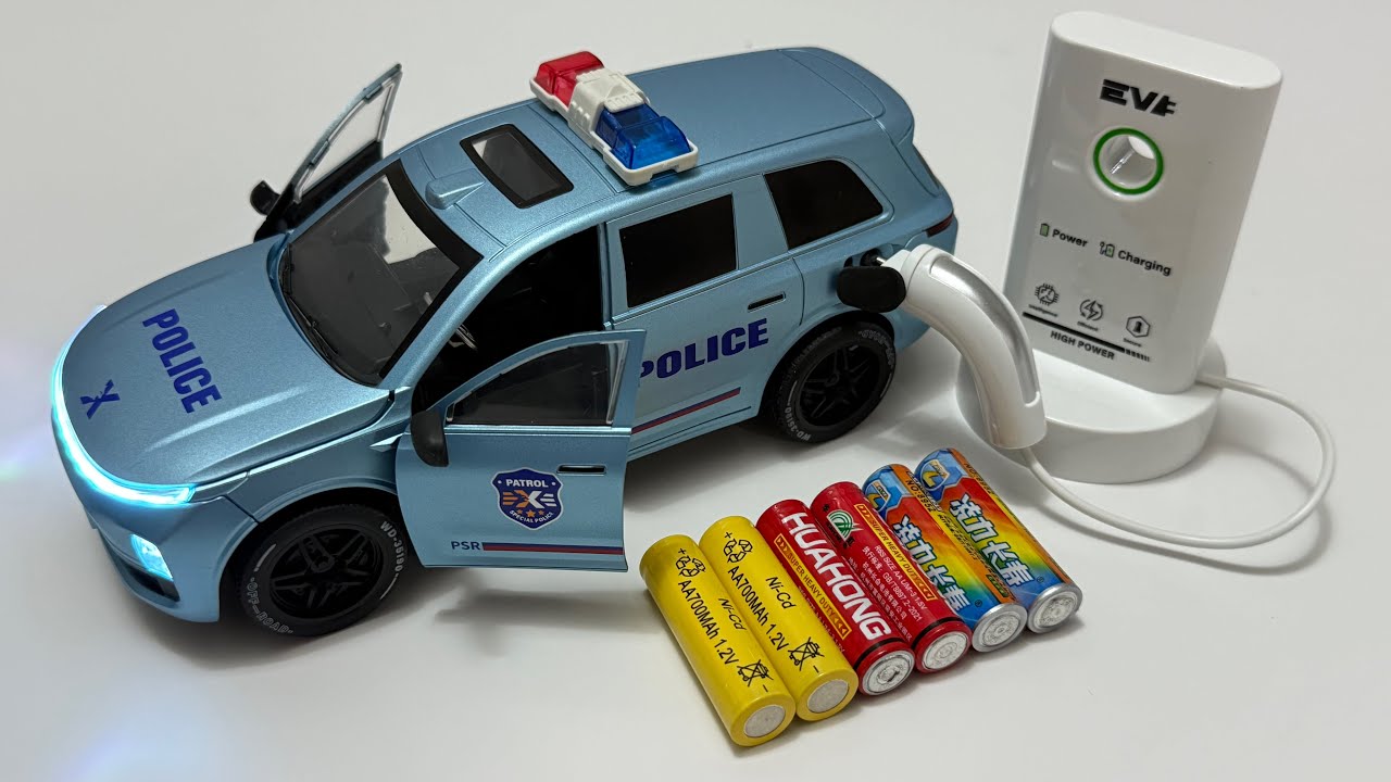 Unboxing New Energy RC Police Car, Plants vs. Zombies Car, Electric  Business Vehicle, City RC Bus