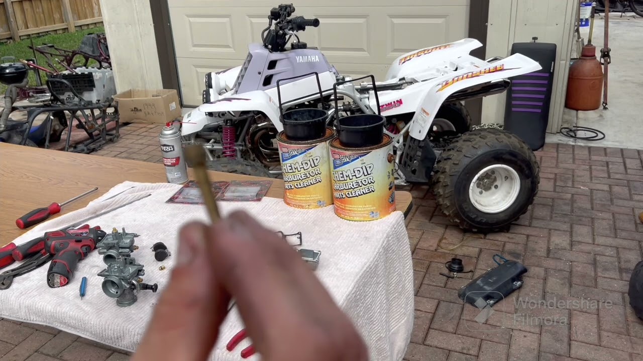 Yamaha Banshee carb clean and rebuild, sync and set idle!