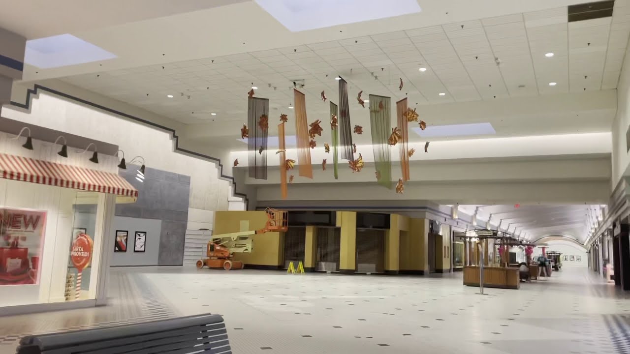 Visiting the very dead and empty Enfield Square Mall- and of course, Pokémon card hunting! (CT)