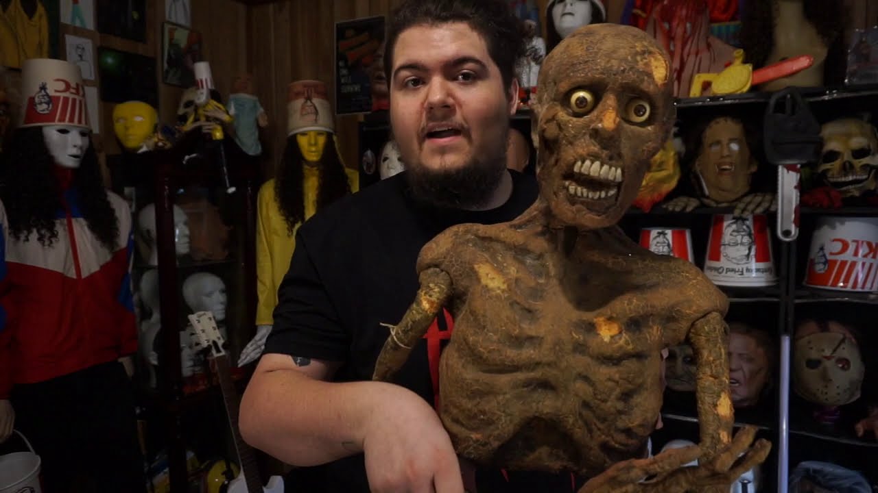 Crazy Buckethead prop find, plus rare masks!