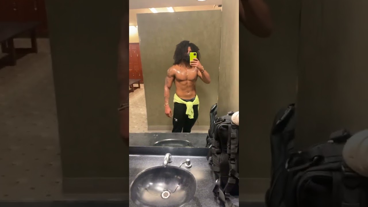The mask&hellip;🎭 #motivation #workout #fit #fitness #gymmembership #bodybuilding #hittworkout #musclegym