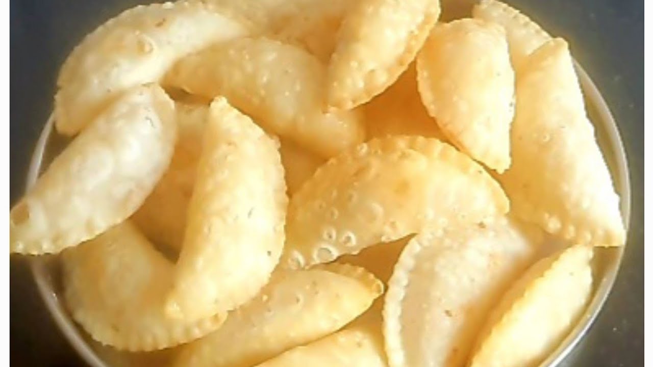 बिना सांचा के एक बार मे ढेरों मावा गुझिया बनाने का 1दम नया तरीका (mawa gujhiya)