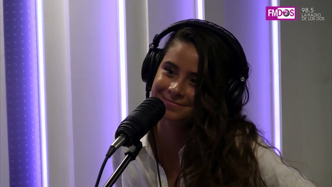Pablo López y Camila Gallardo en Acústicos FMDOS