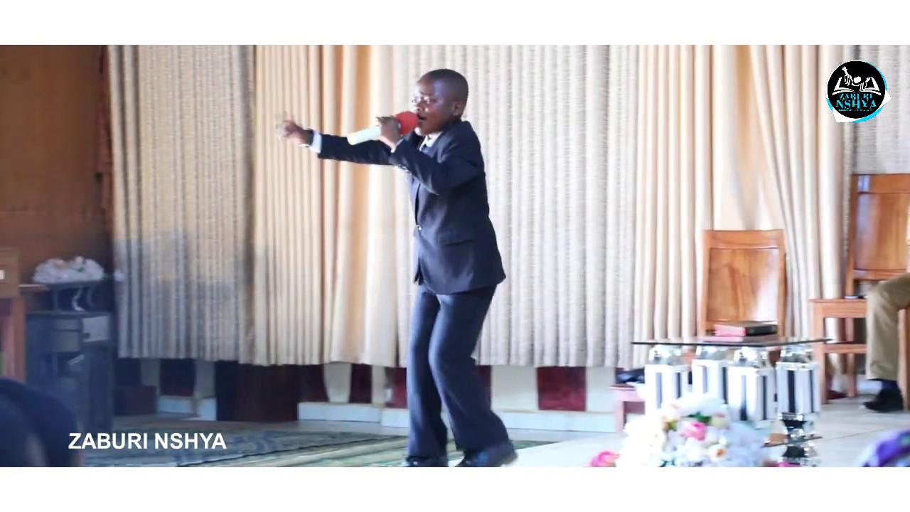 Mbega ! Ka kana noneho ngaka kari kubwiriza, kati: YESU NIWE NZIRA Y' UKURI N' UBUGINGO