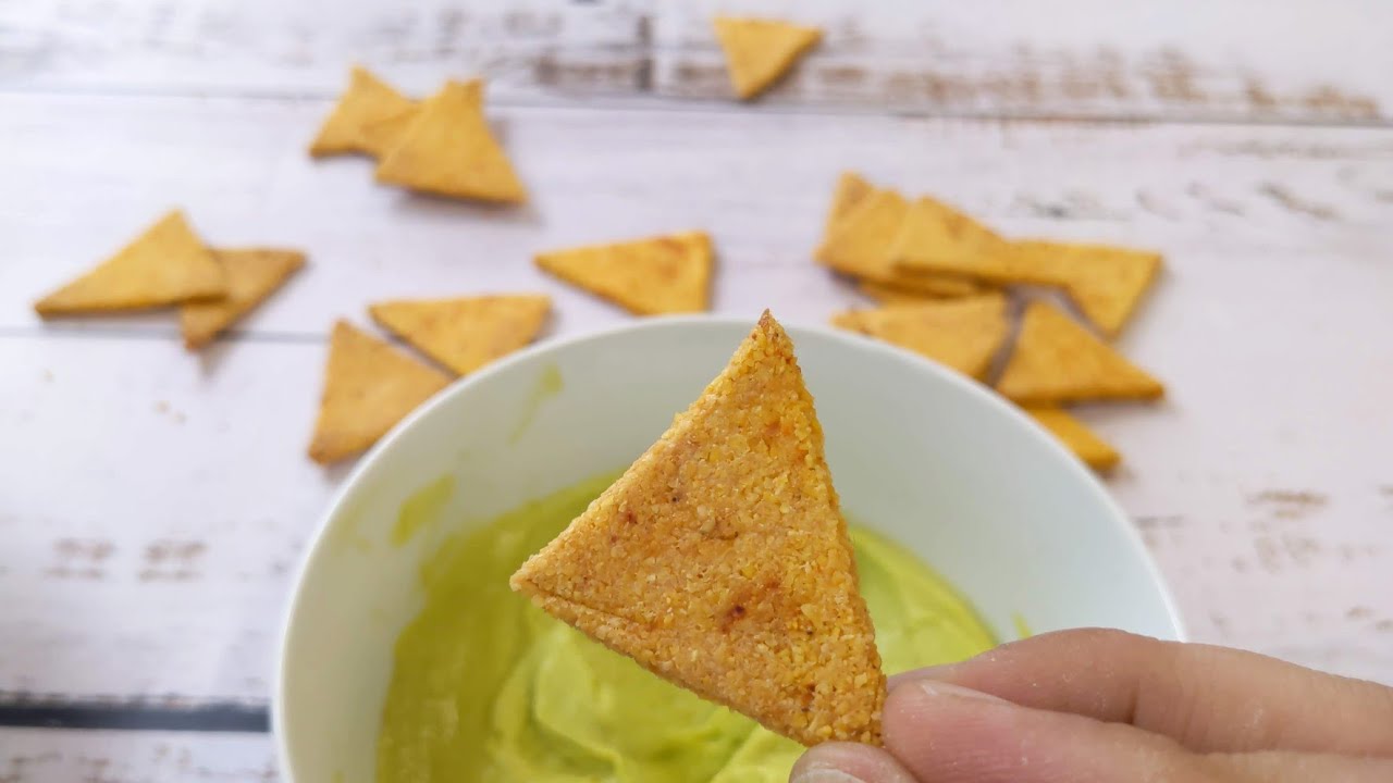 Как приготовить домашние запеченные начос. Рецепт с пшеничной и кукурузной мукой.