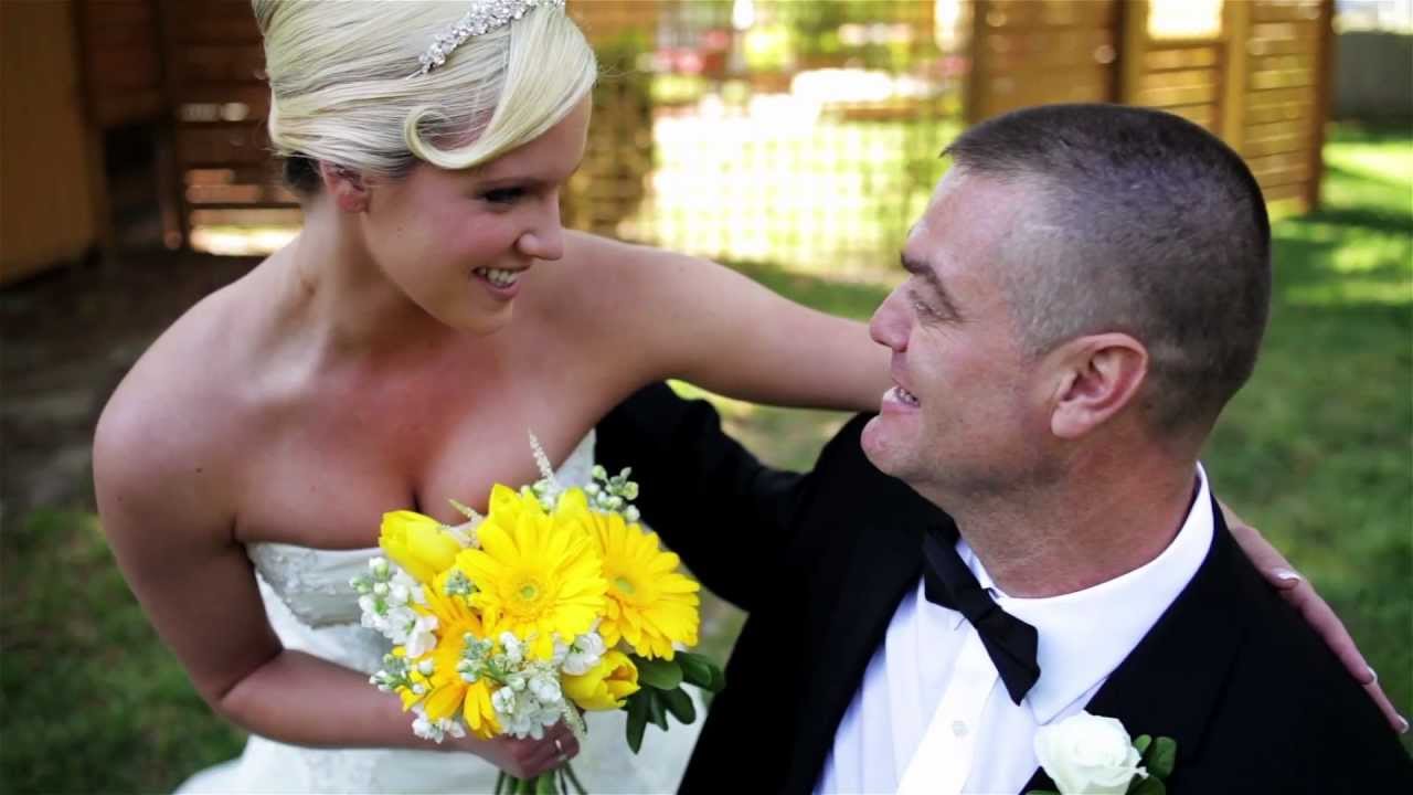 Wedding Venue | Virginia Beach | Country Villa Inn | The Girl Tyler