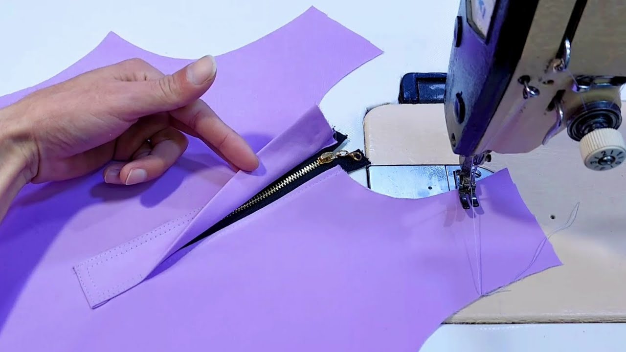 Great Sewing Tutorial and Tricks for Beginners | How to Sew an Invisible Zipper to a Neck Like a Pro