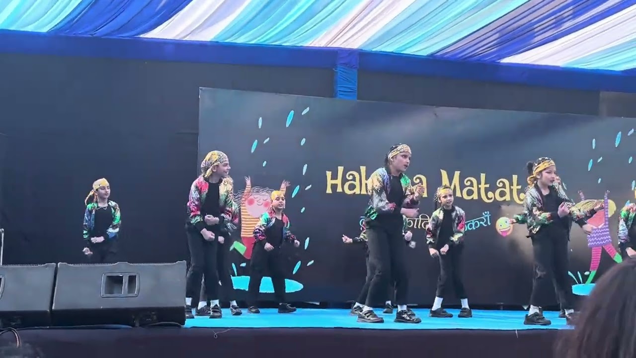 Hakuna Matata 2026 Dhurandar dance performance 