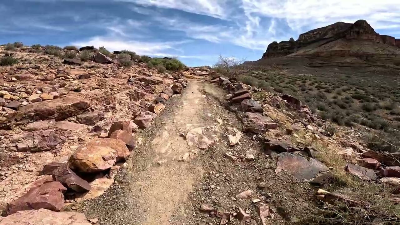 Hiking up the South Kaibab trail from Colorado River/Grand Canyon