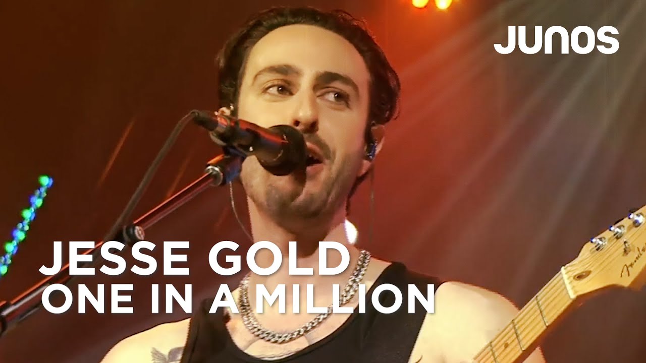 Jesse Gold performs 