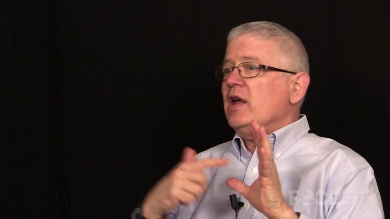 What promotes healthy team-building in intercultural teams in missions?