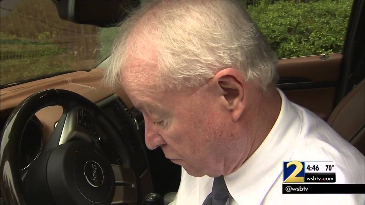Jeep owners complain of leather dashboards wrinkling