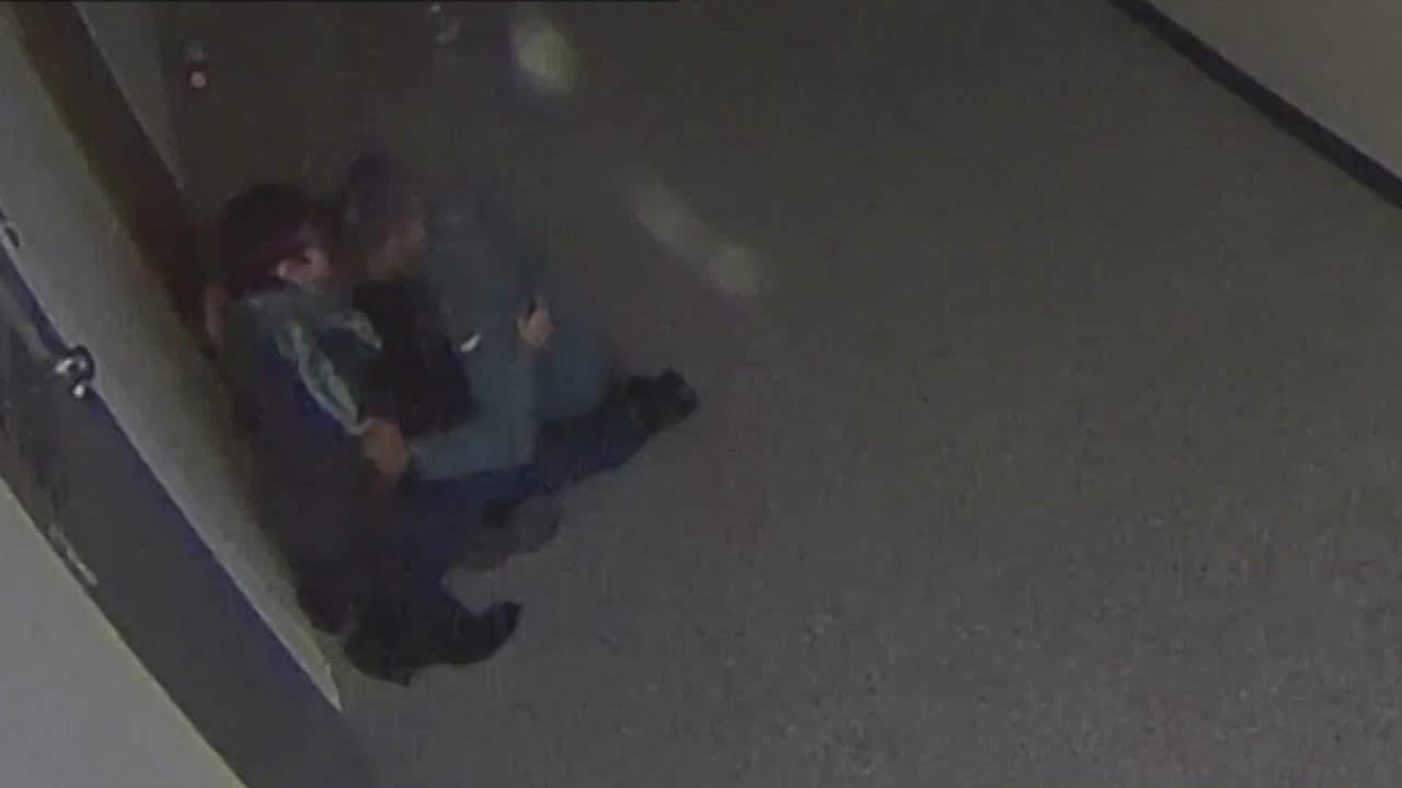 Watch: Parkrose coach Keanon Lowe disarms student
