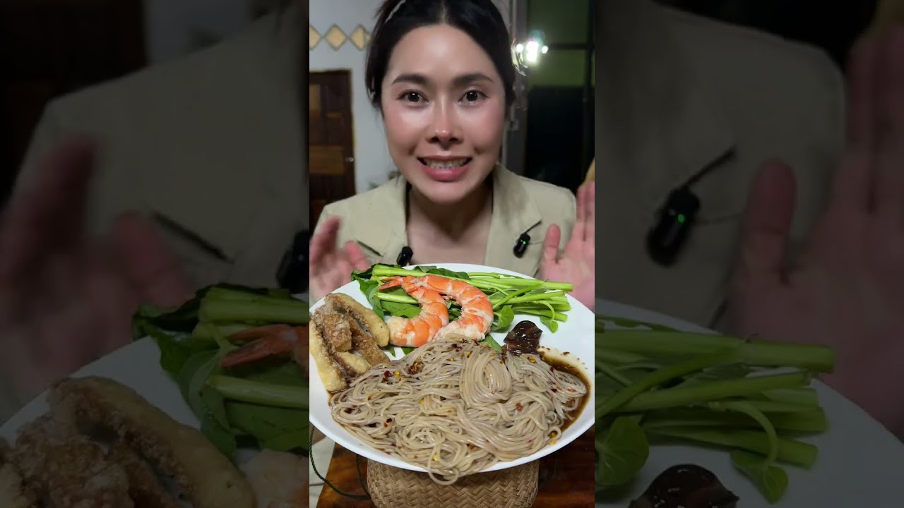 ข้าวปุ้นซาวน้ำปลาร้านัวๆ @Puyeat 