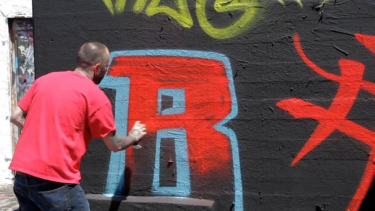 How to Do Billboard-Style Graffiti | Graffiti Art