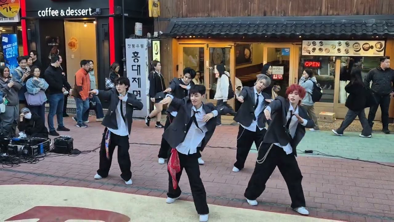 20241020 171648 다이몬 홍대 버스킹 DXMON Hongdae Busking / DXMON - Zip Zip Zip