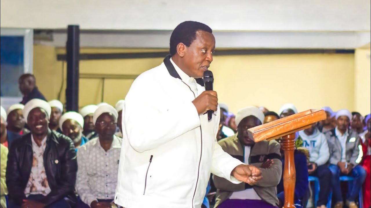 Archbishop Harrison Nganga Kungaura Andu na Mitheko Akihunjia Memorial Ya Baba wa Chege WA Willy 