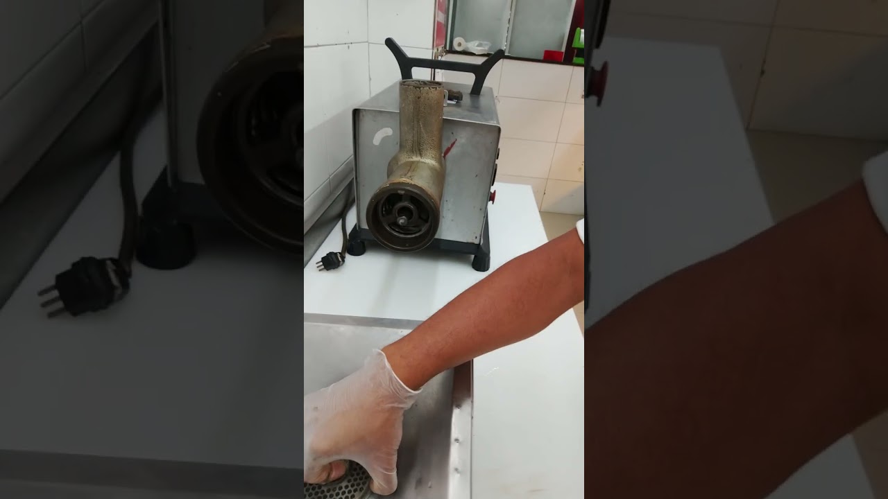 como montar máquina de moer carne.