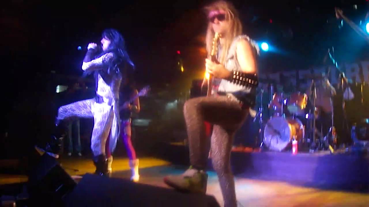 Massacration - Evil Papagali [Live @ Kazebre 26-02-2011]