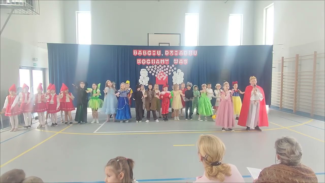 Dzień babci i dziadka klasa II i III Publiczna Szkoła Podstawowa w Jadownikach cz. III
