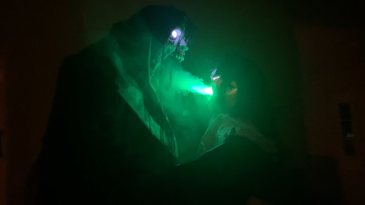 Harvester Of Souls Demo With Fog (Full Dark) Spirit Halloween