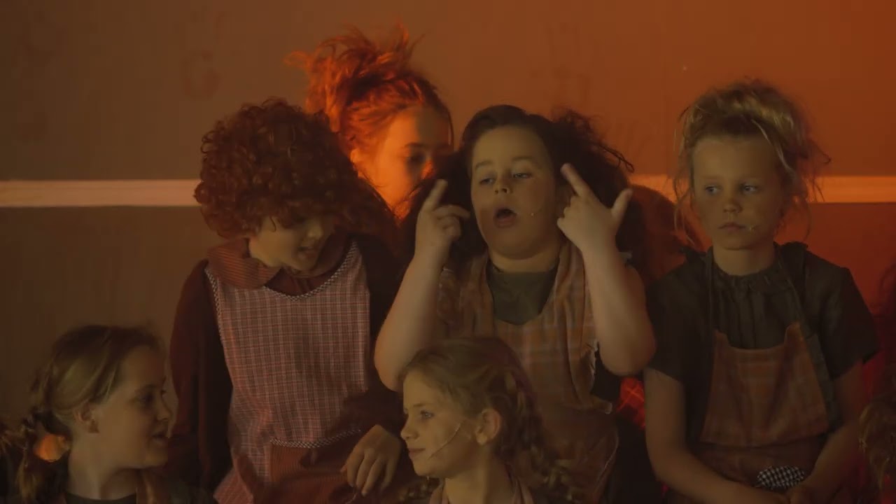 Annie de Musical - Door Musicalschool Light Up uit Urk.