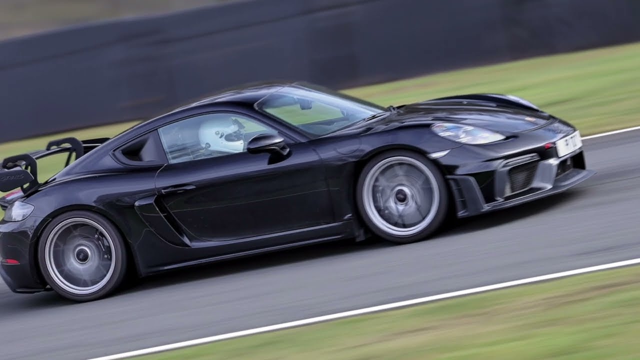 Porsche 718 GT4 RS @ Oulton Park, RS Day - AM Drying