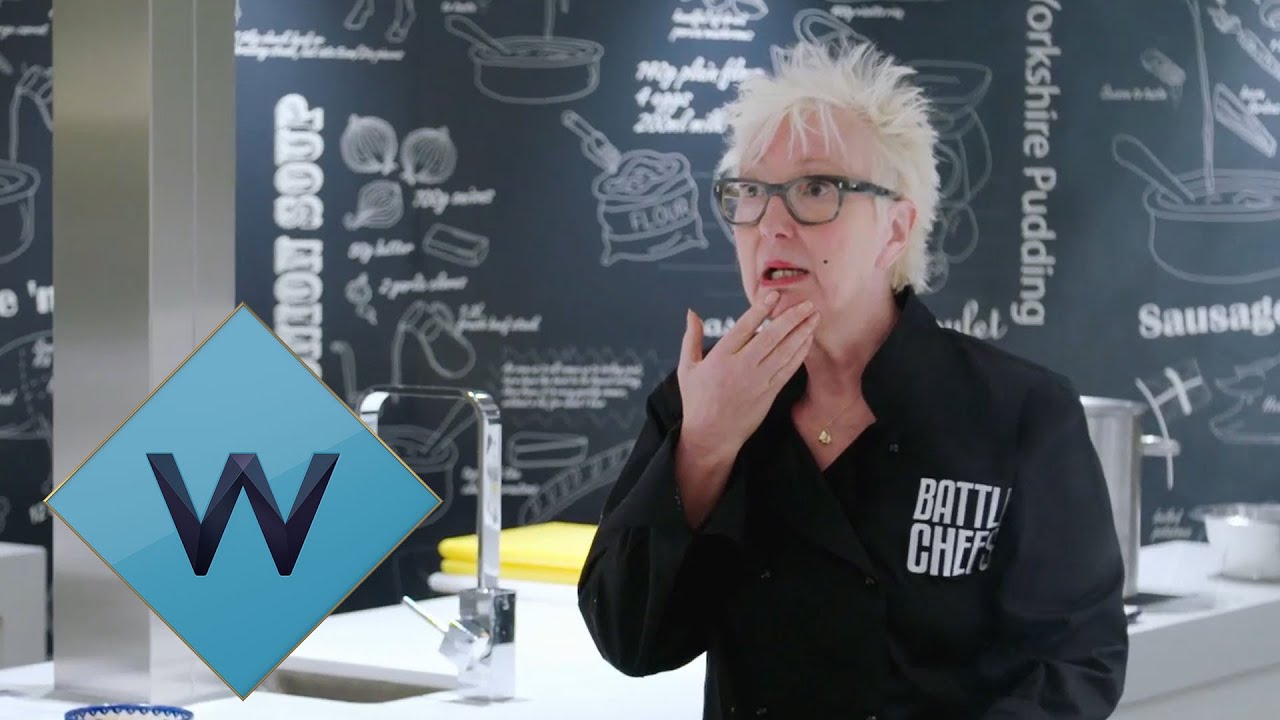 Jenny Eclair Drops Greg Rutherford's Paella | Battlechefs | W