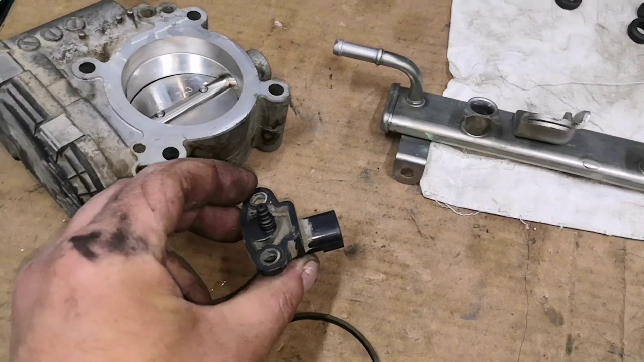 Ремонт mercedes a-class w169 загорелся check engine код ошибки по мерседес 00F8-004, по OBD P0068
