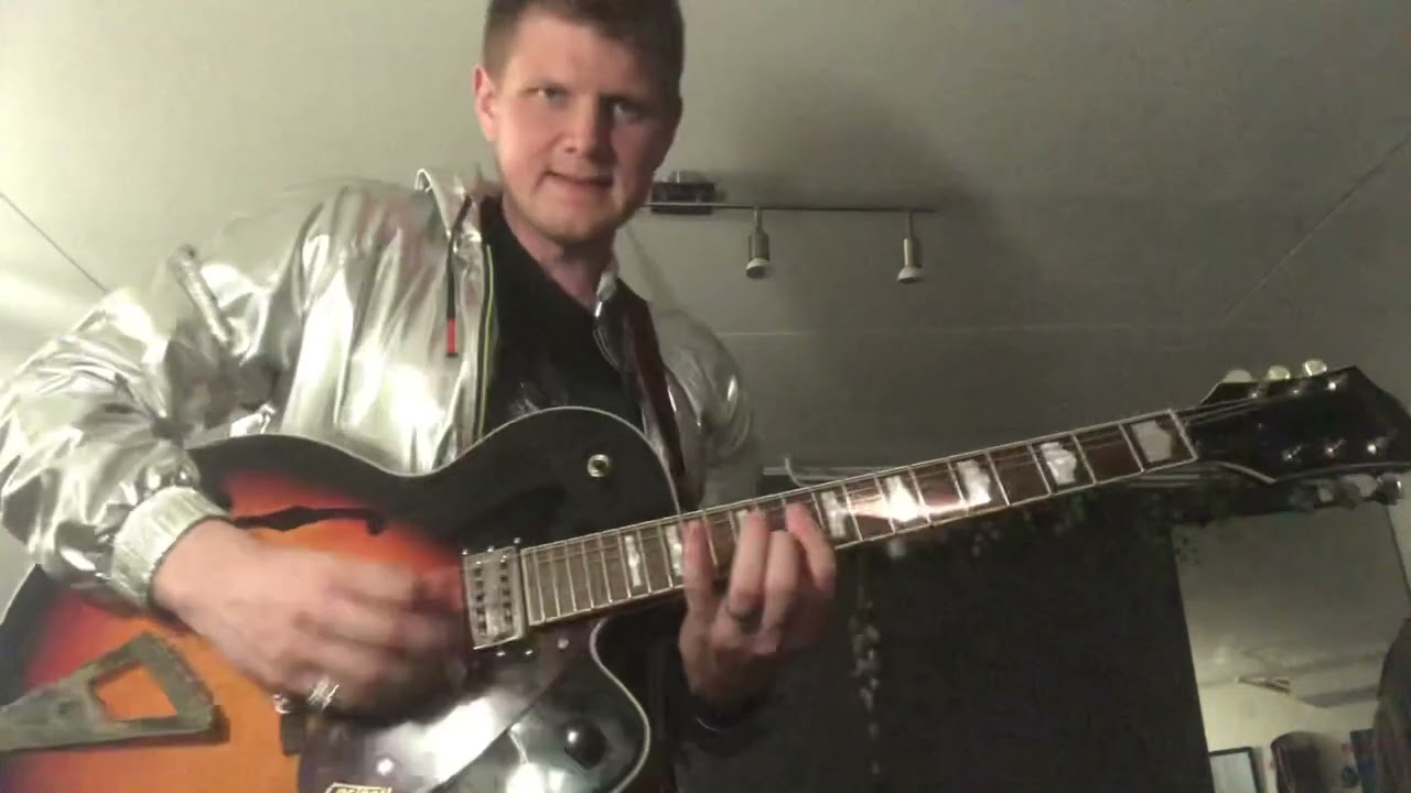 Elvis Presley - Kiss Me Quick