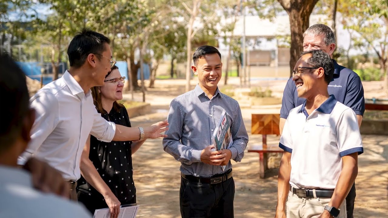 Australian Ambassador Visits our Work in Siem Reap