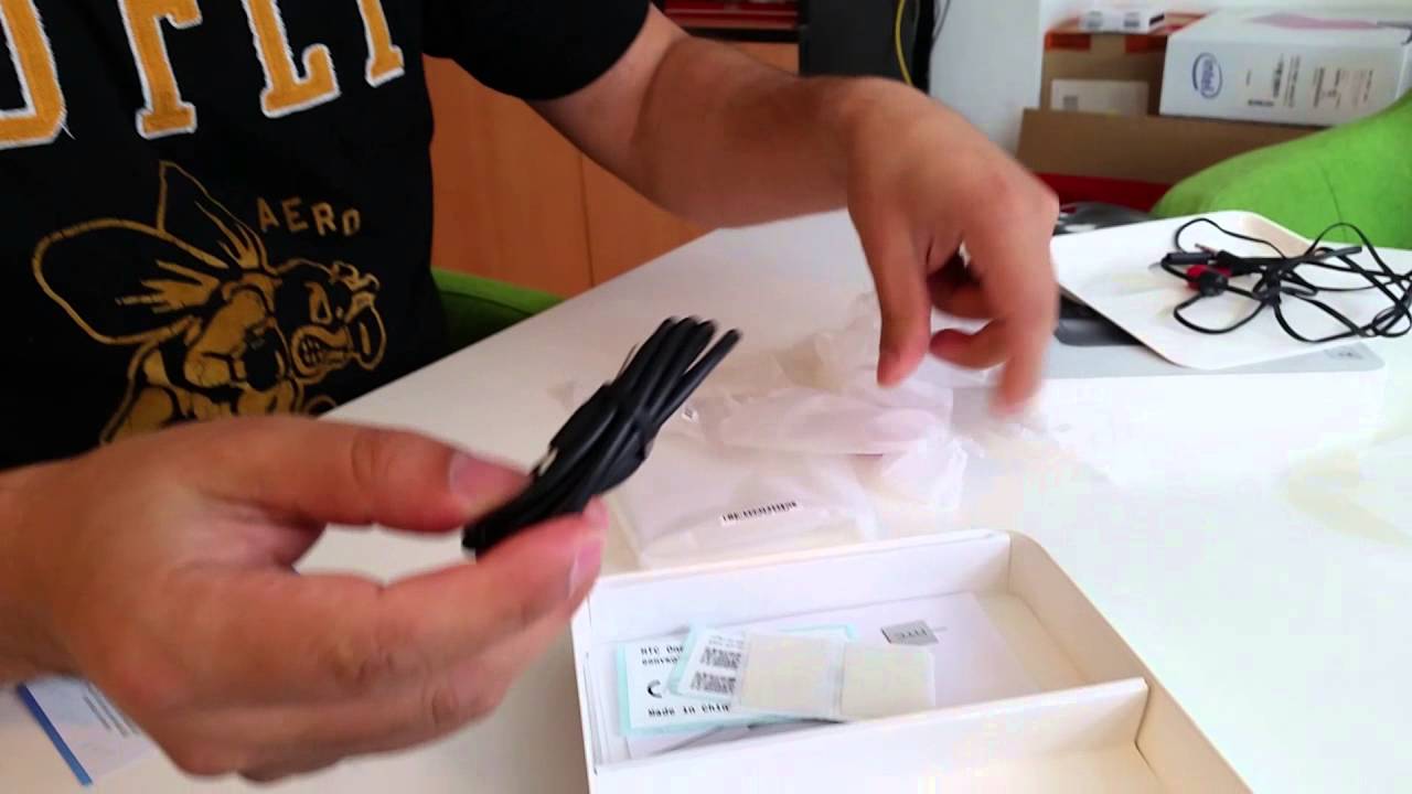 HTC One M8'in kutusunda neler var?